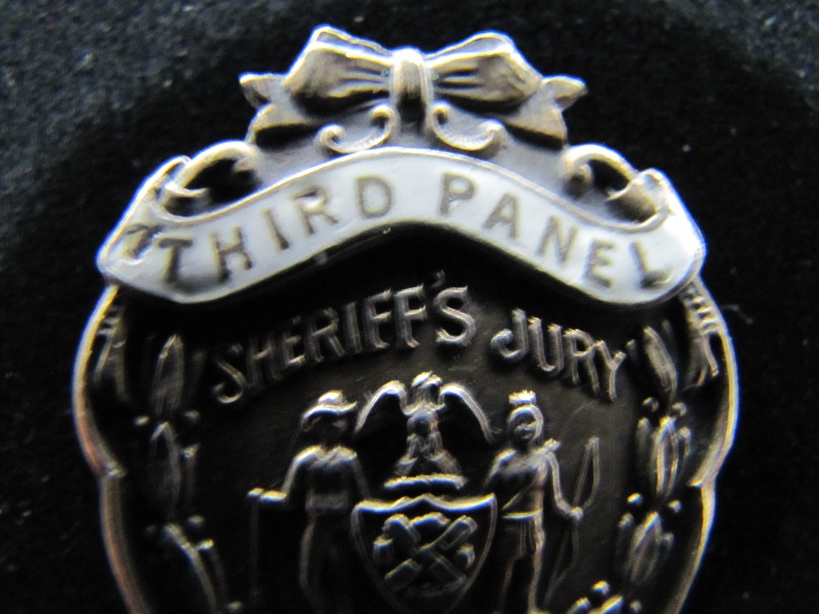 1908 SHERRIF’S JURY Sterling Silver White Blue Enamel Pinback Medallion Pin