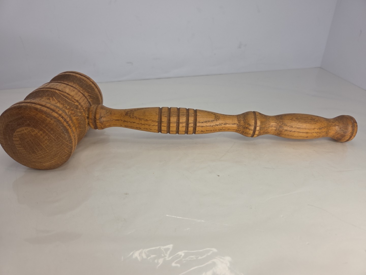 Vintage Wooden Gavel Judge Auctioneer Mallet Collectibl Solid Oak Comfort Handle
