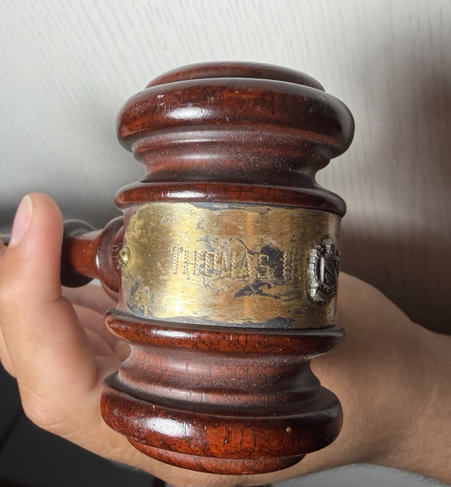 Vintage Wooden Judges/Auctioneers Gavel. Metal Plaque Says “THOMAS II LLANSO”