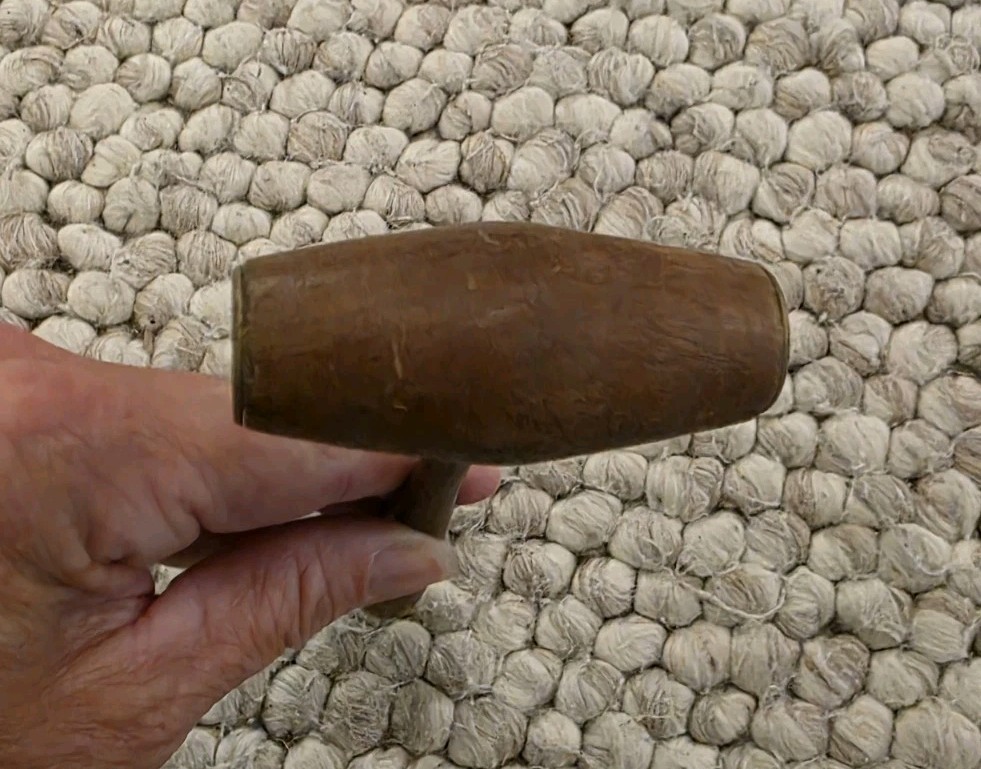 VINTAGE WOOD GAVEL