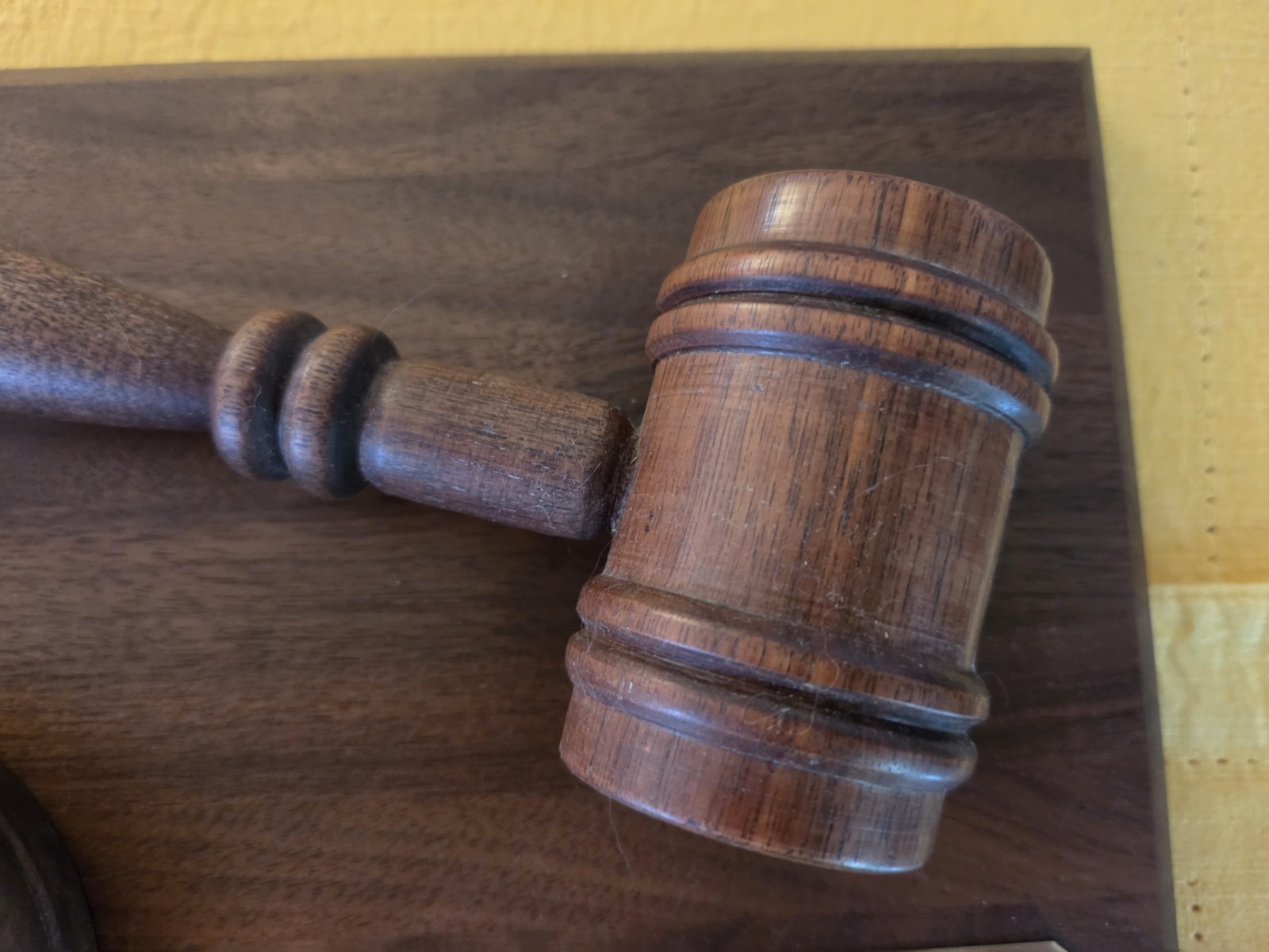 Commemorative Gavel Set On Wooden Plaque