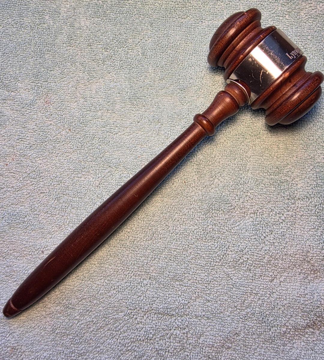 Vtg 1977 Lynwood CA Police Peace Officers Assoc Presentation Gavel, Wood, 10.25″