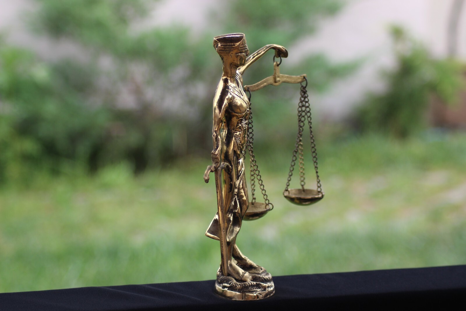 Lady justice statue, Office Sculpture, justice statue,Scales of justice