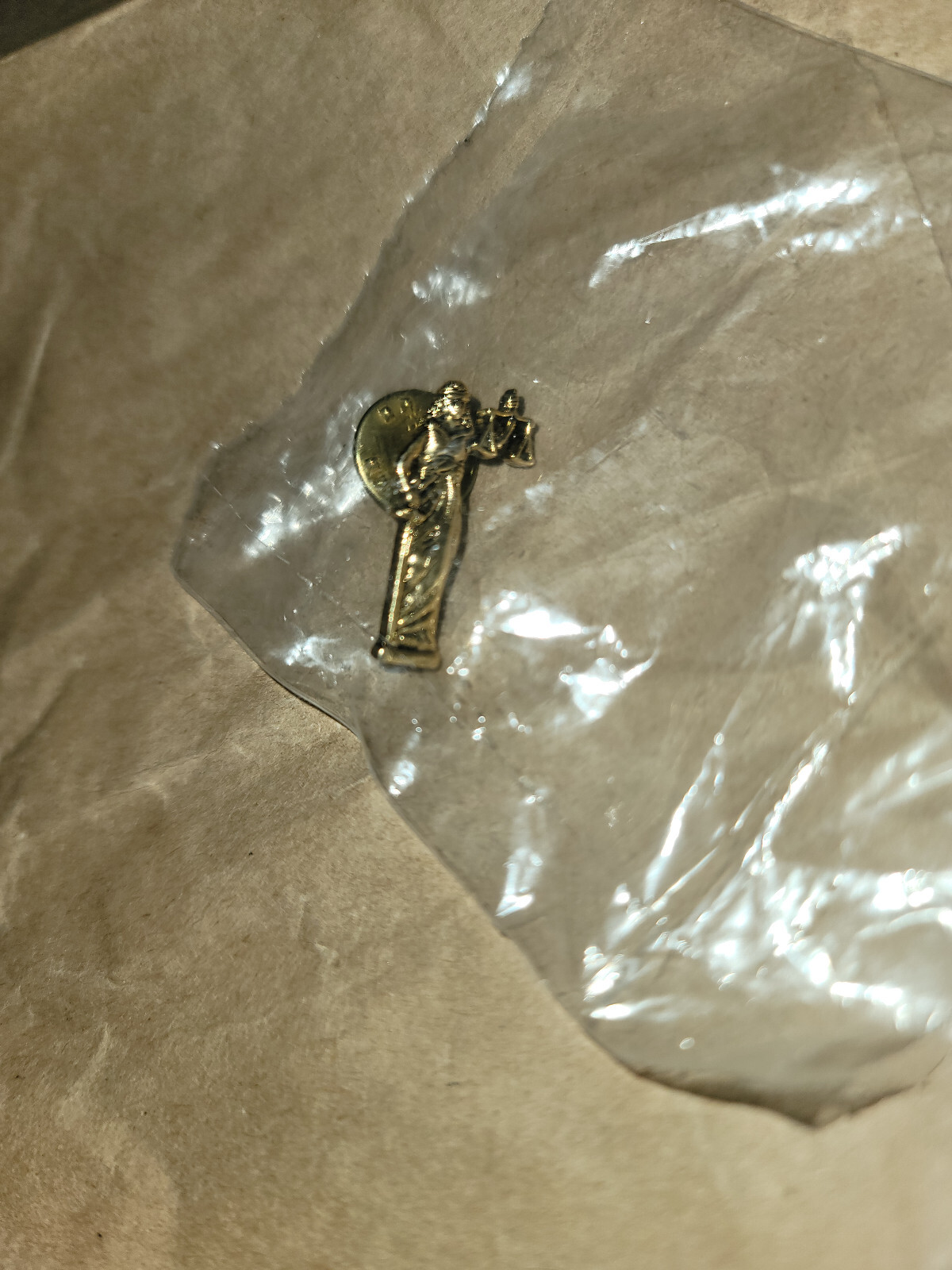 PREPAID LEGAL VINTAGE PIN – NEW