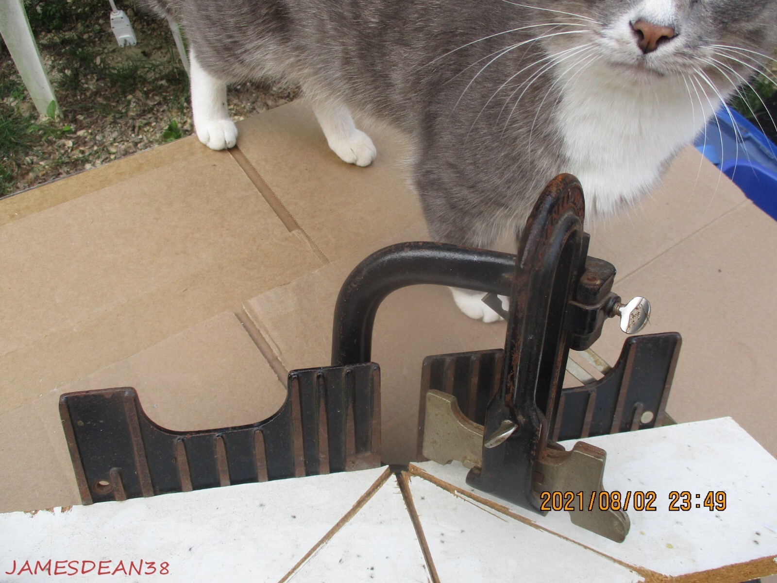 Vintage Stanley Mitre Box Miter Cast Iron Made in USA LIKE AN 150