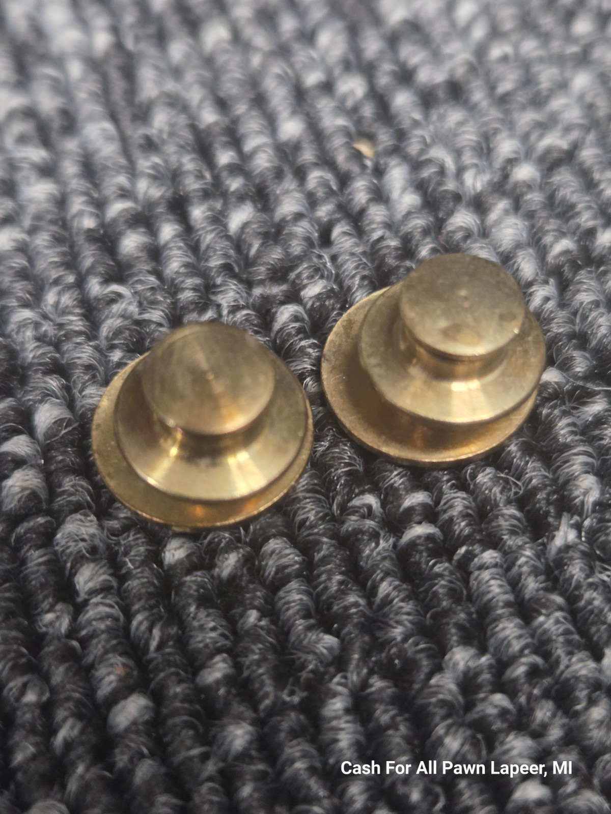 2 VINTAGE AMERICAN BAR ASSOCIATION 1978 LAPEL PIN ATTORNEY LAWYER