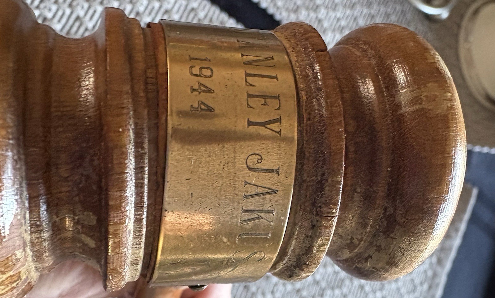 Wooden Vintage Gavel Judge Auctioneer 1944 w/ Brass Engraved Plaque lawyer court