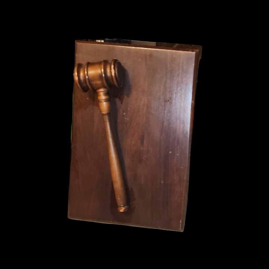 Vintage Solid Wood Gavel Wall Plaque Desk Decor For Judges Lawyers Auctioneers