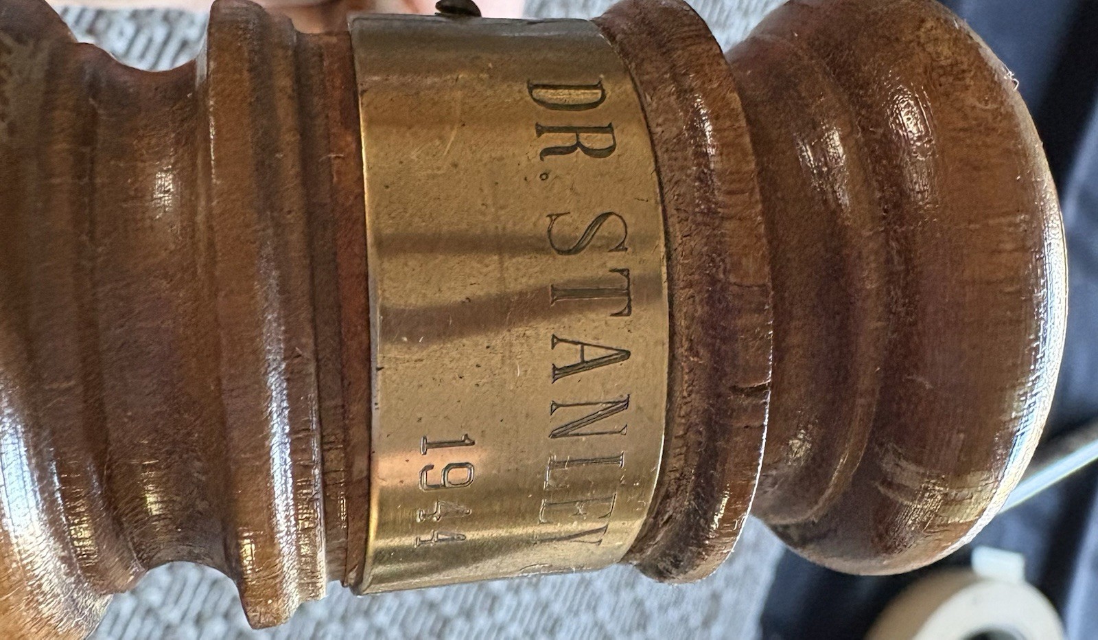 Wooden Vintage Gavel Judge Auctioneer 1944 w/ Brass Engraved Plaque lawyer court
