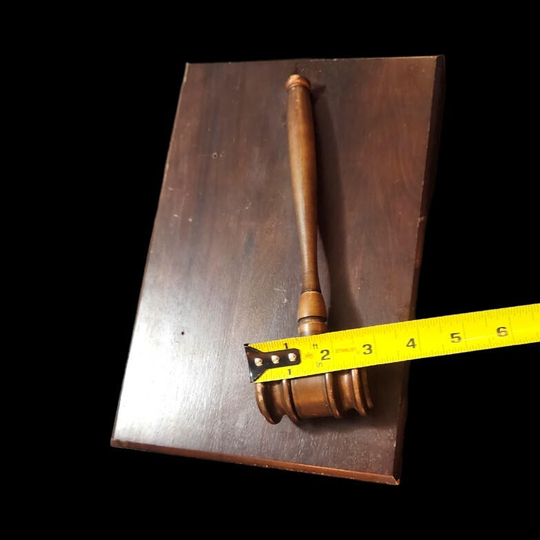 Vintage Solid Wood Gavel Wall Plaque Desk Decor For Judges Lawyers Auctioneers