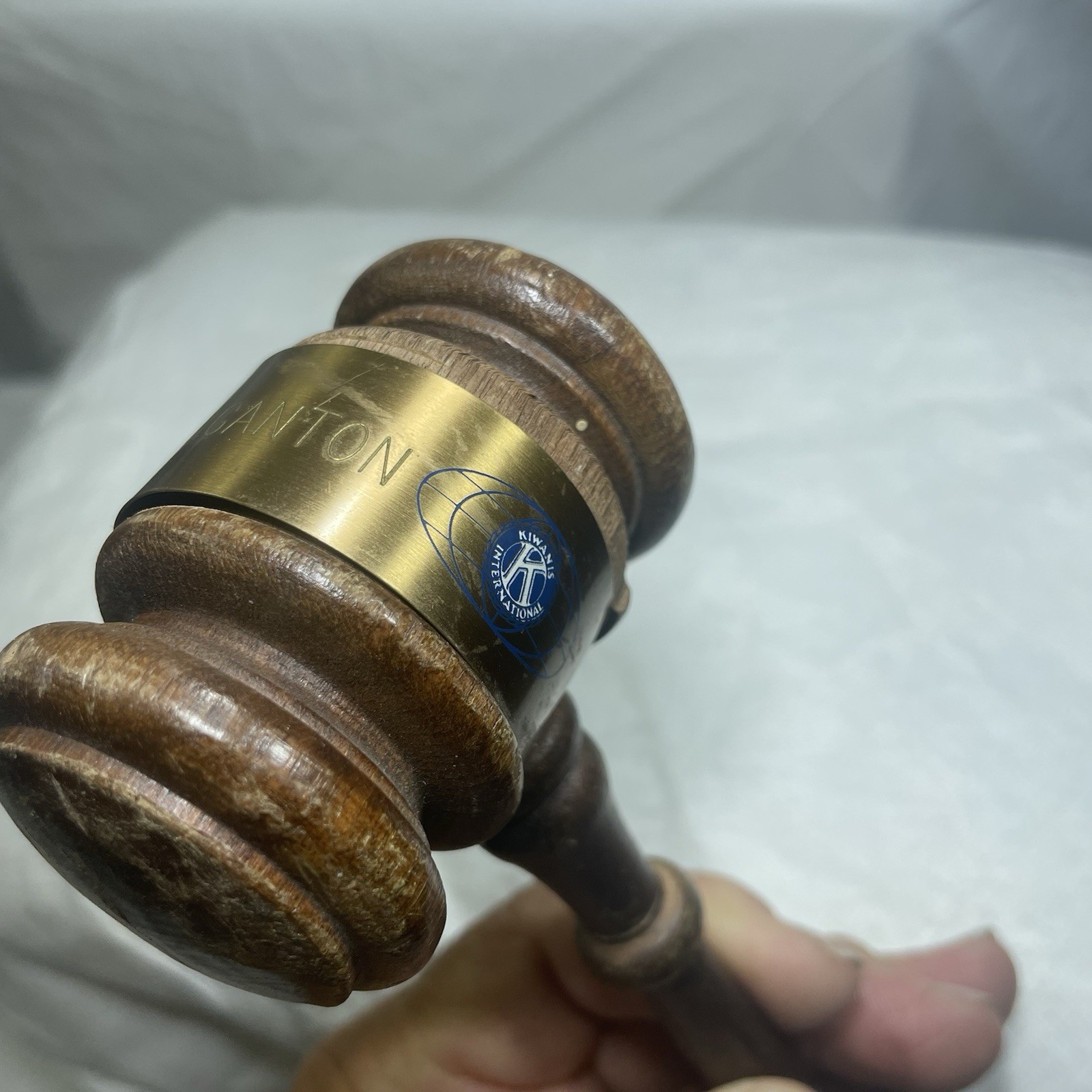 Vintage Kiwanis Wood Gavel Rare Authentic Blue Gold Seal 1.75″ Diameter 10″ Long