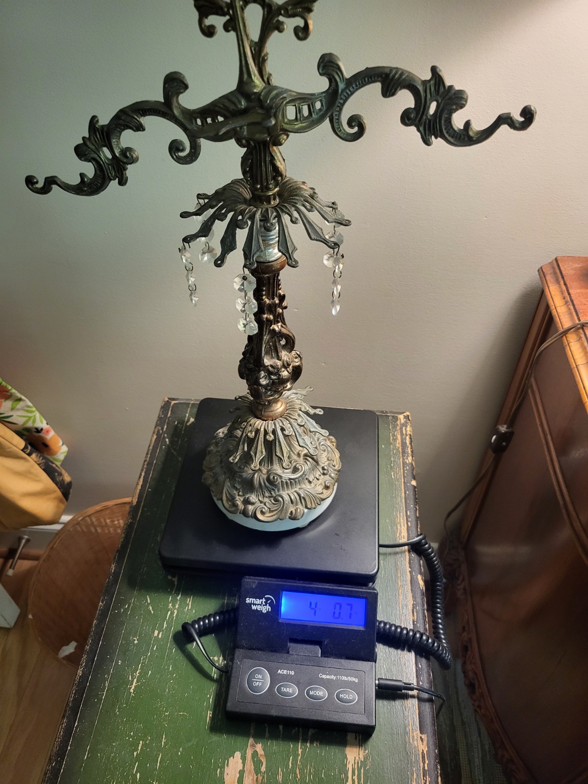 Vintage Cast Metal Arms Of Justice Scale Ornate READ