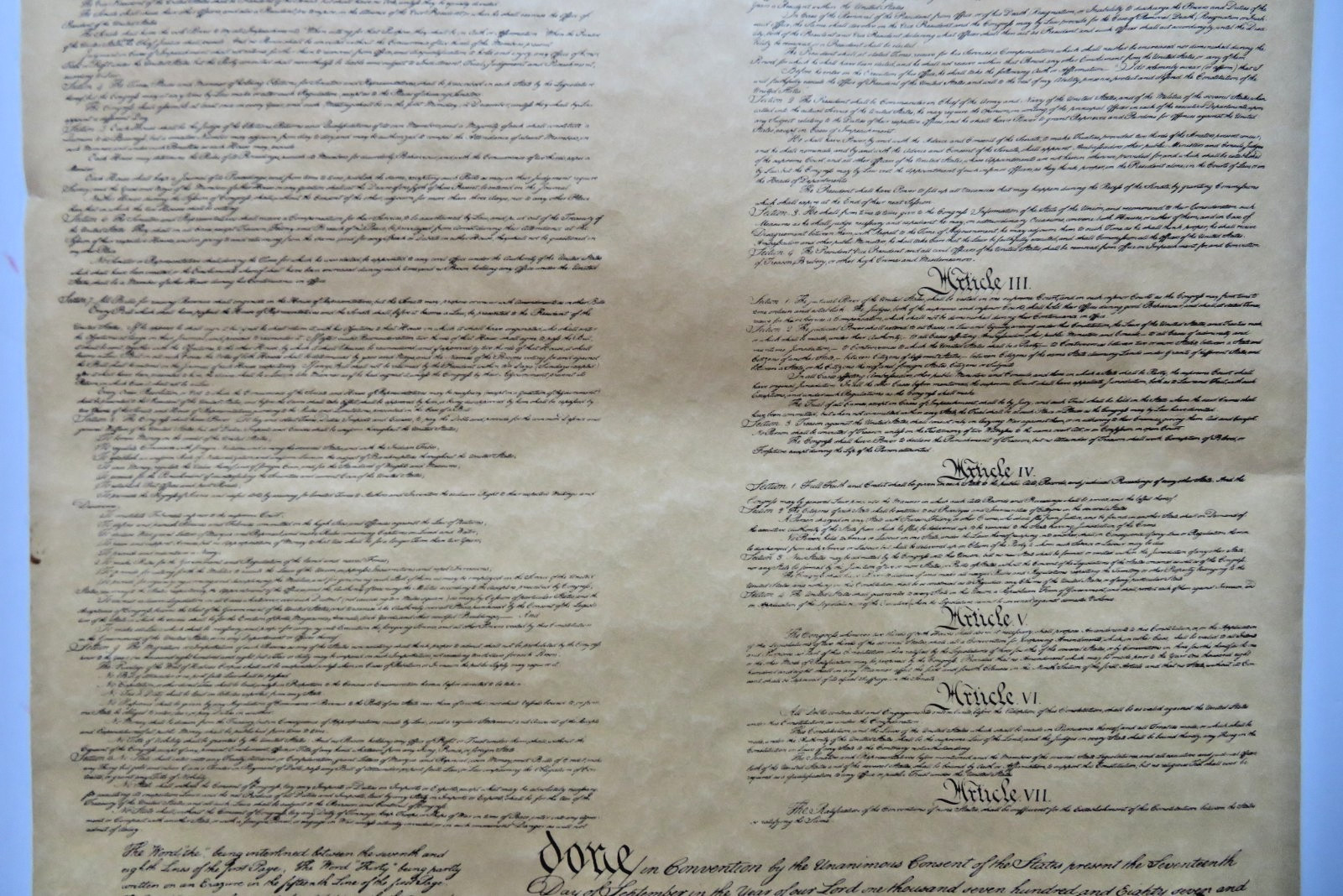 1787 United States Constitution «We The People» Replica Kmart® Rubbermaid®