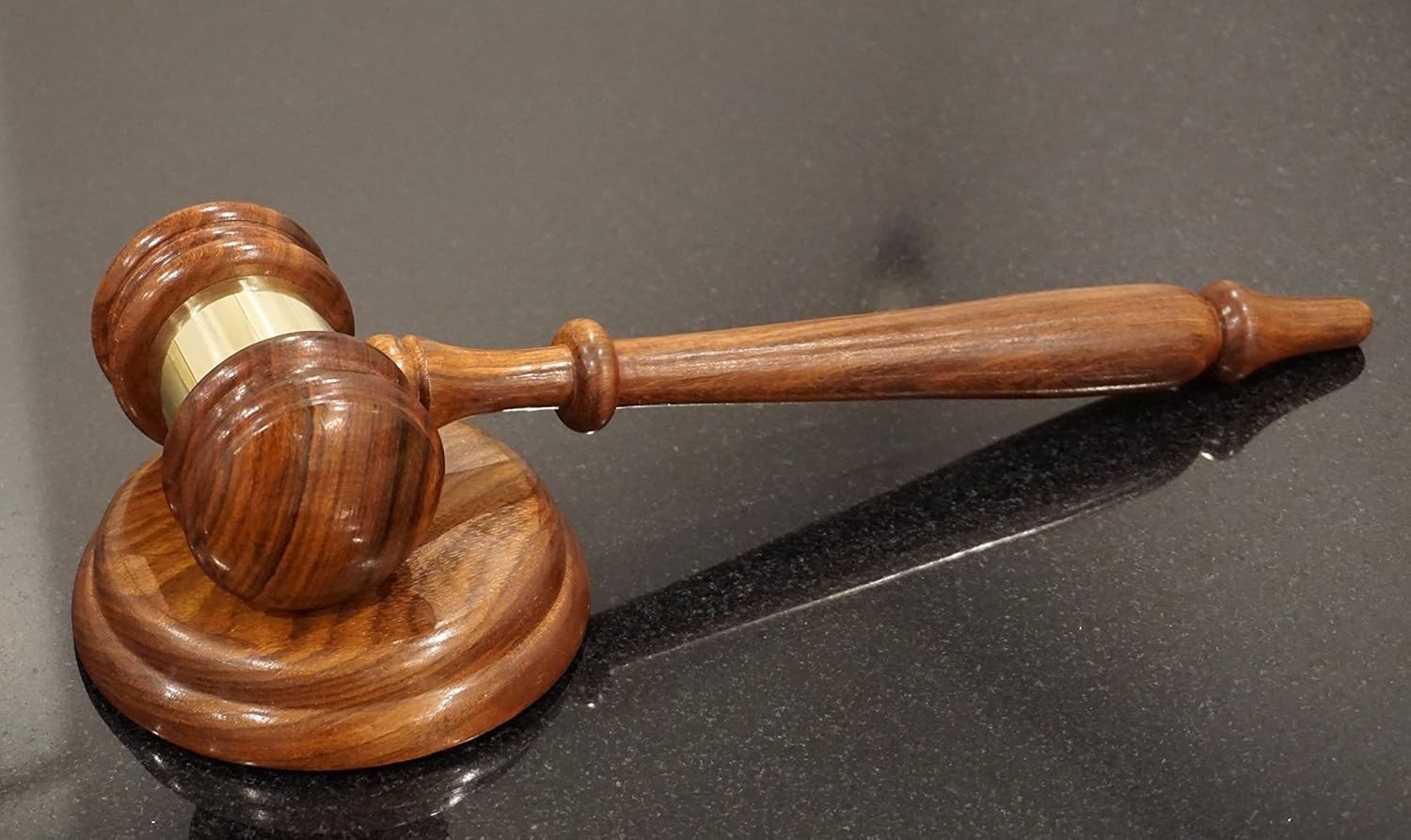 Supreme Quality Organization Gavel and Block