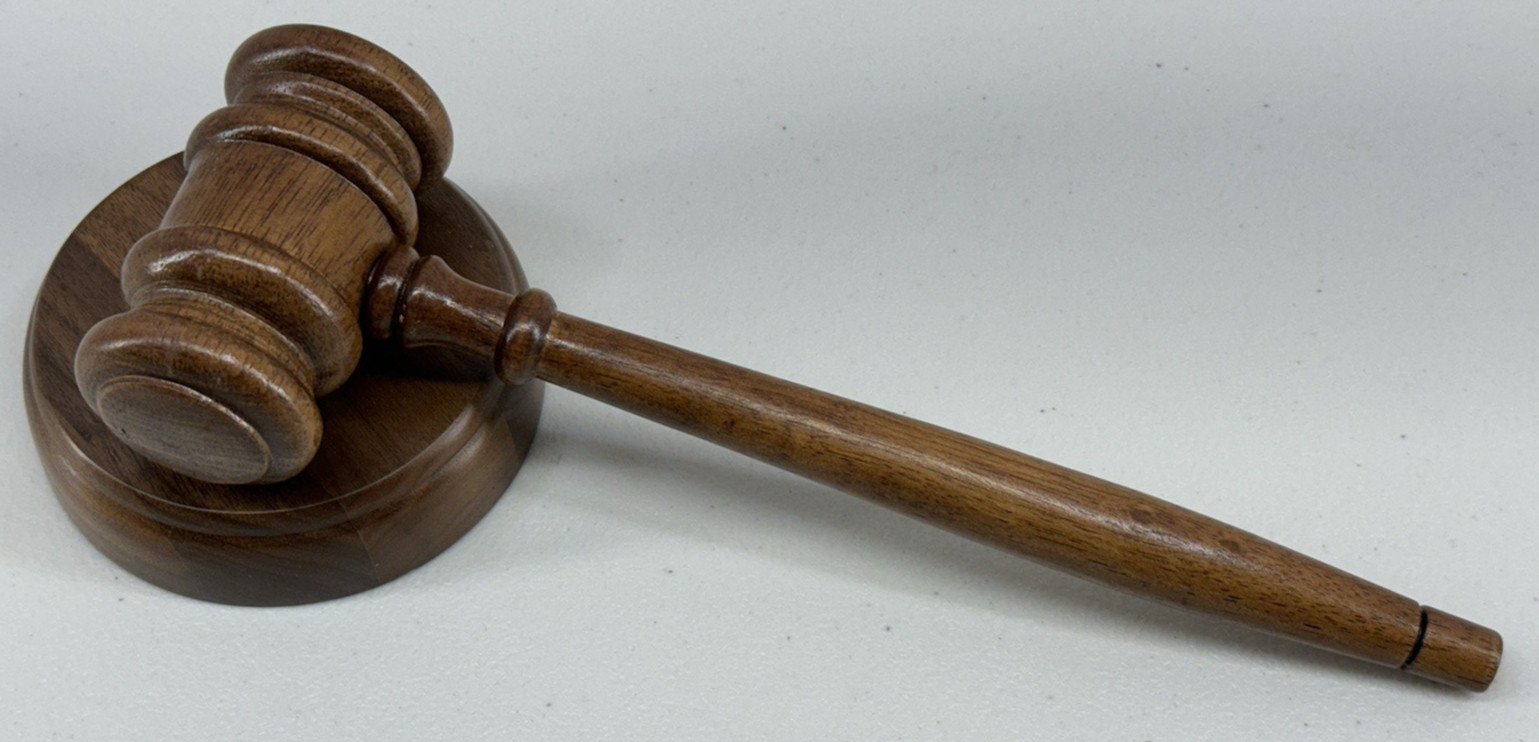 Wooden Judges Gavel with Sounding Block (Lawyer, Judge, Auction, Masonic) 90’s