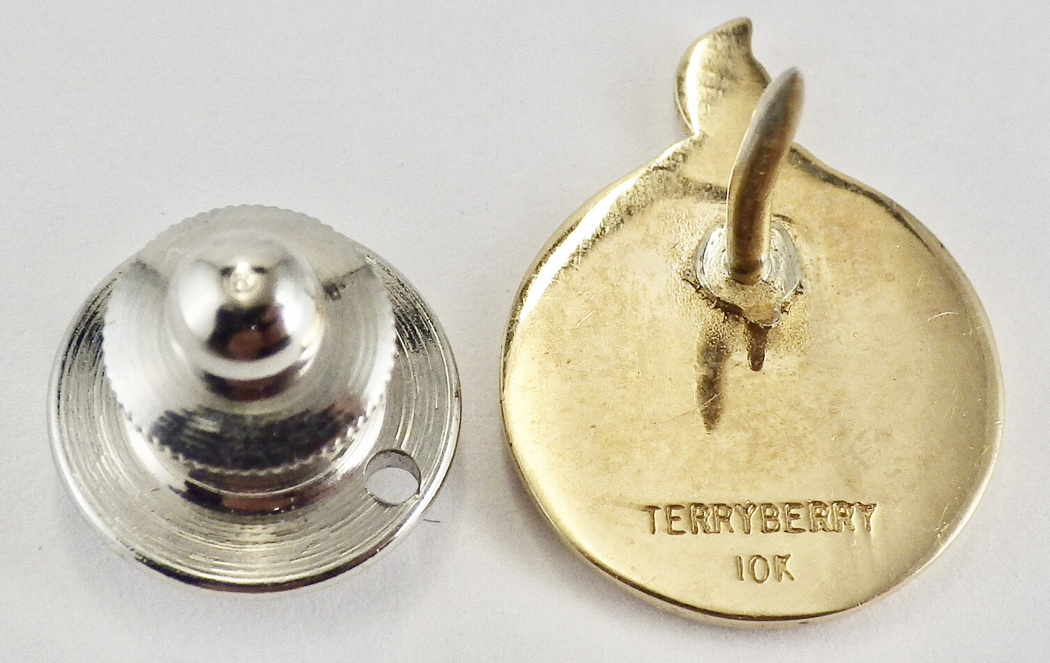 Vintage 10K Yellow Gold 50 Years State Bar of Michigan Lapel Pin Tie Tack