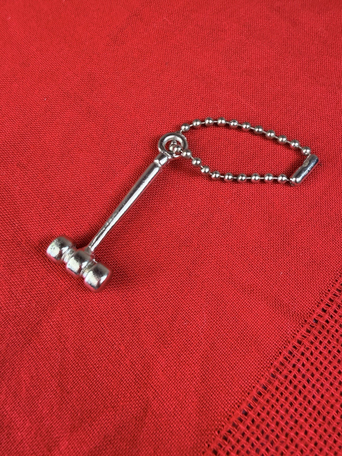 Gavel Keychain – Judge Law Lawyer Auctioneer