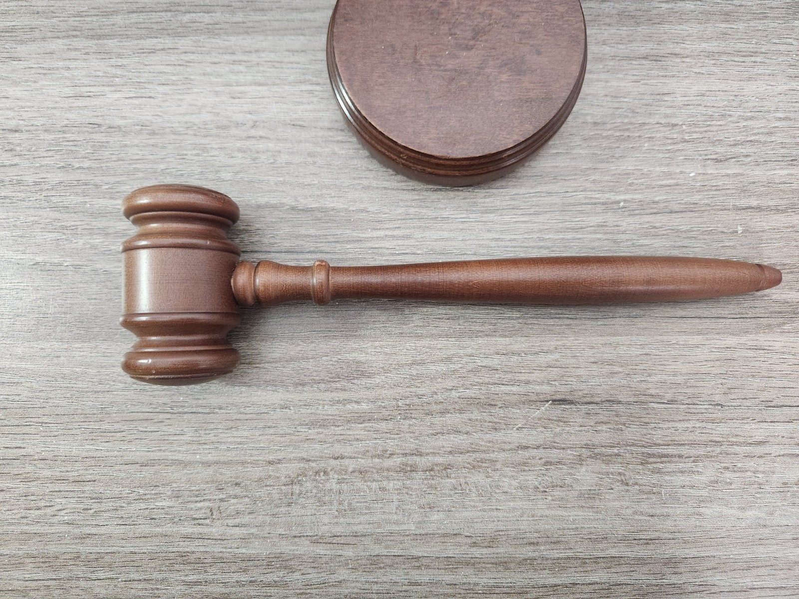 Wooden Gavel & Sound Block Set Court Judge Estate Auction Display Desk Decor