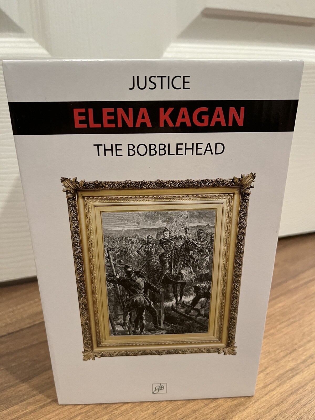 Elena Kagan Bobblehead Green Bag Supreme Court Justice – MINT IN BOX