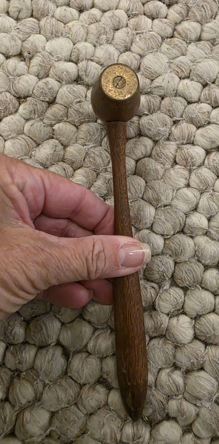 VINTAGE WOOD GAVEL