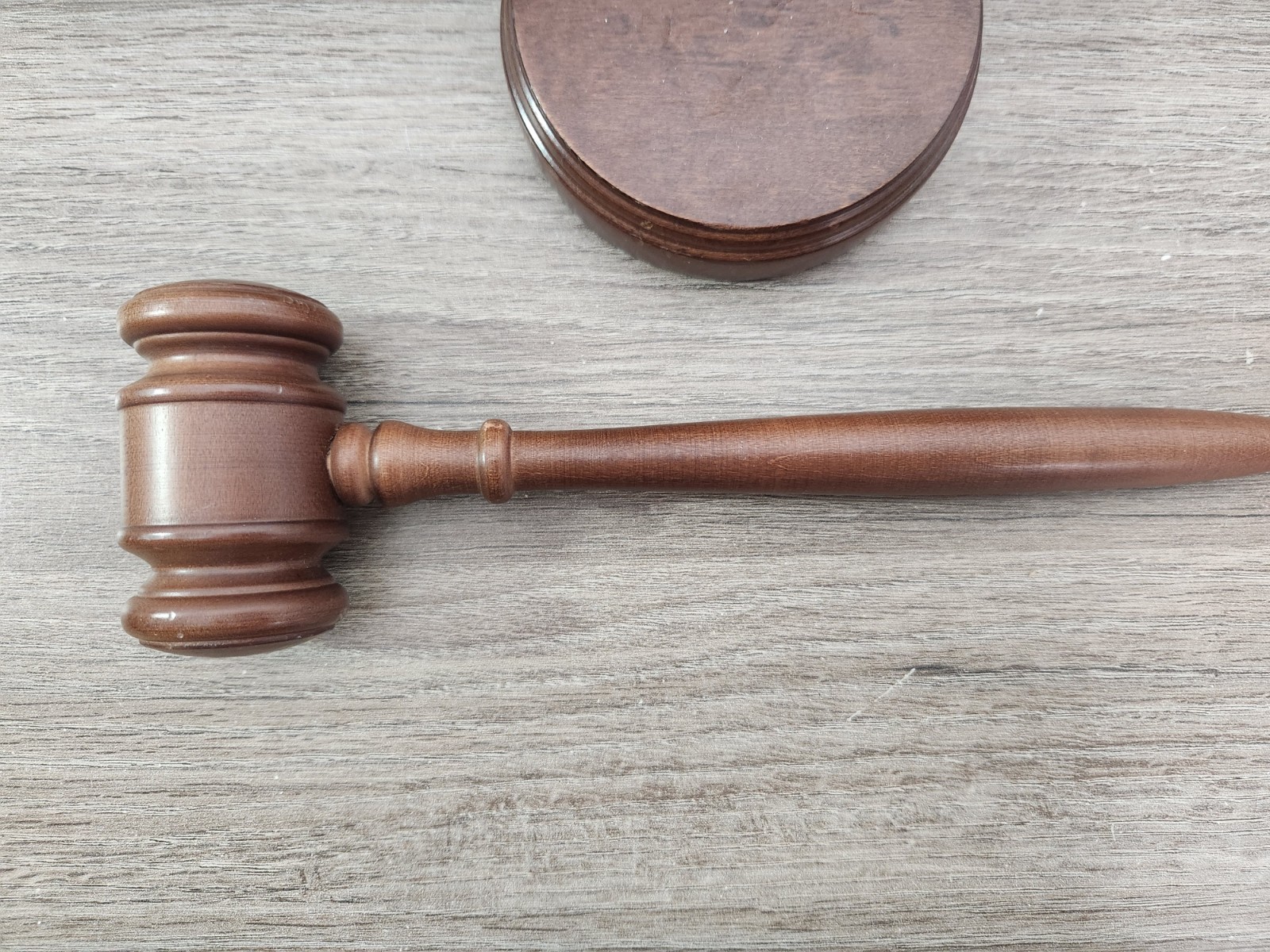 Wooden Gavel & Sound Block Set Court Judge Estate Auction Display Desk Decor