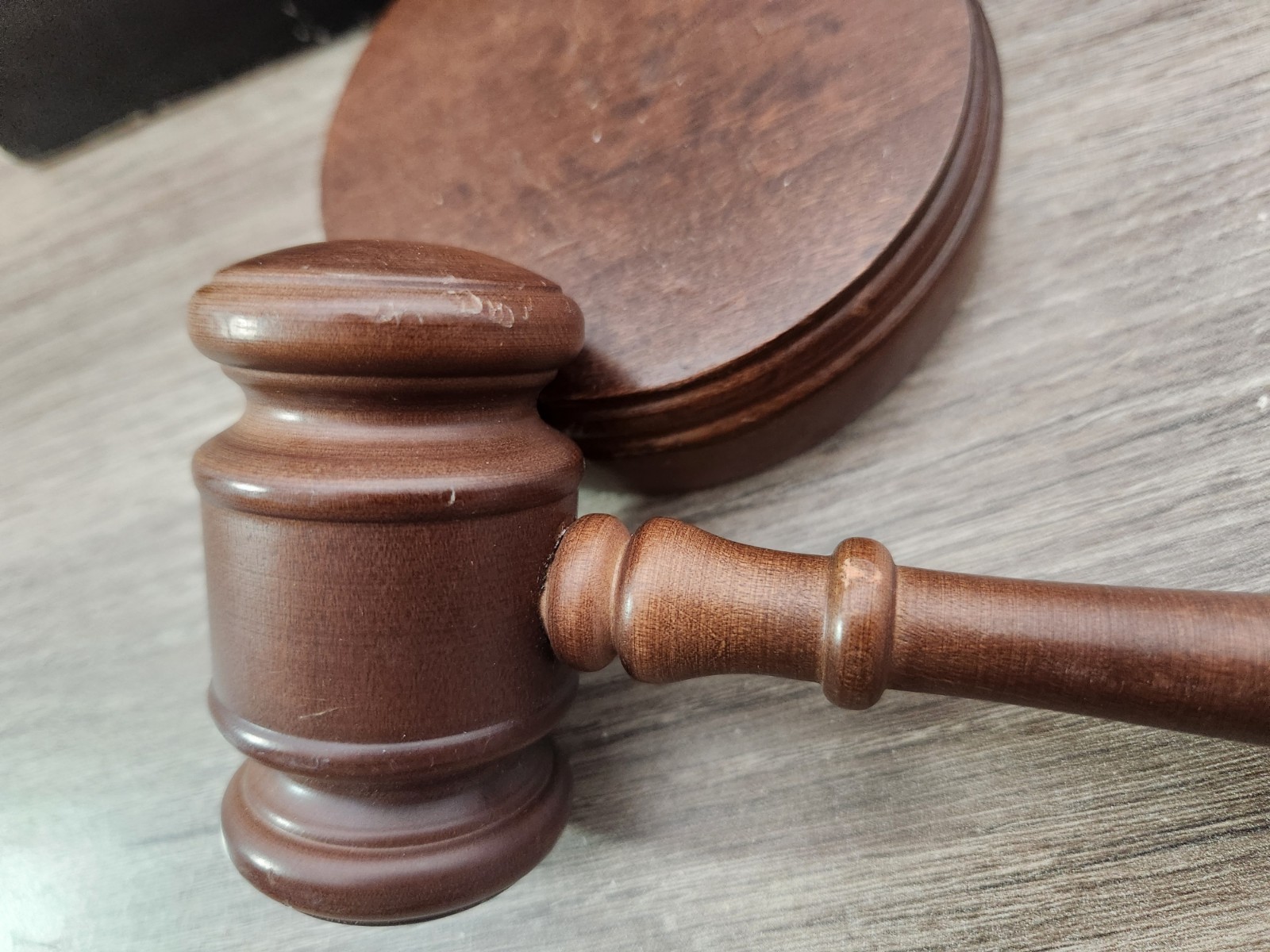 Wooden Gavel & Sound Block Set Court Judge Estate Auction Display Desk Decor