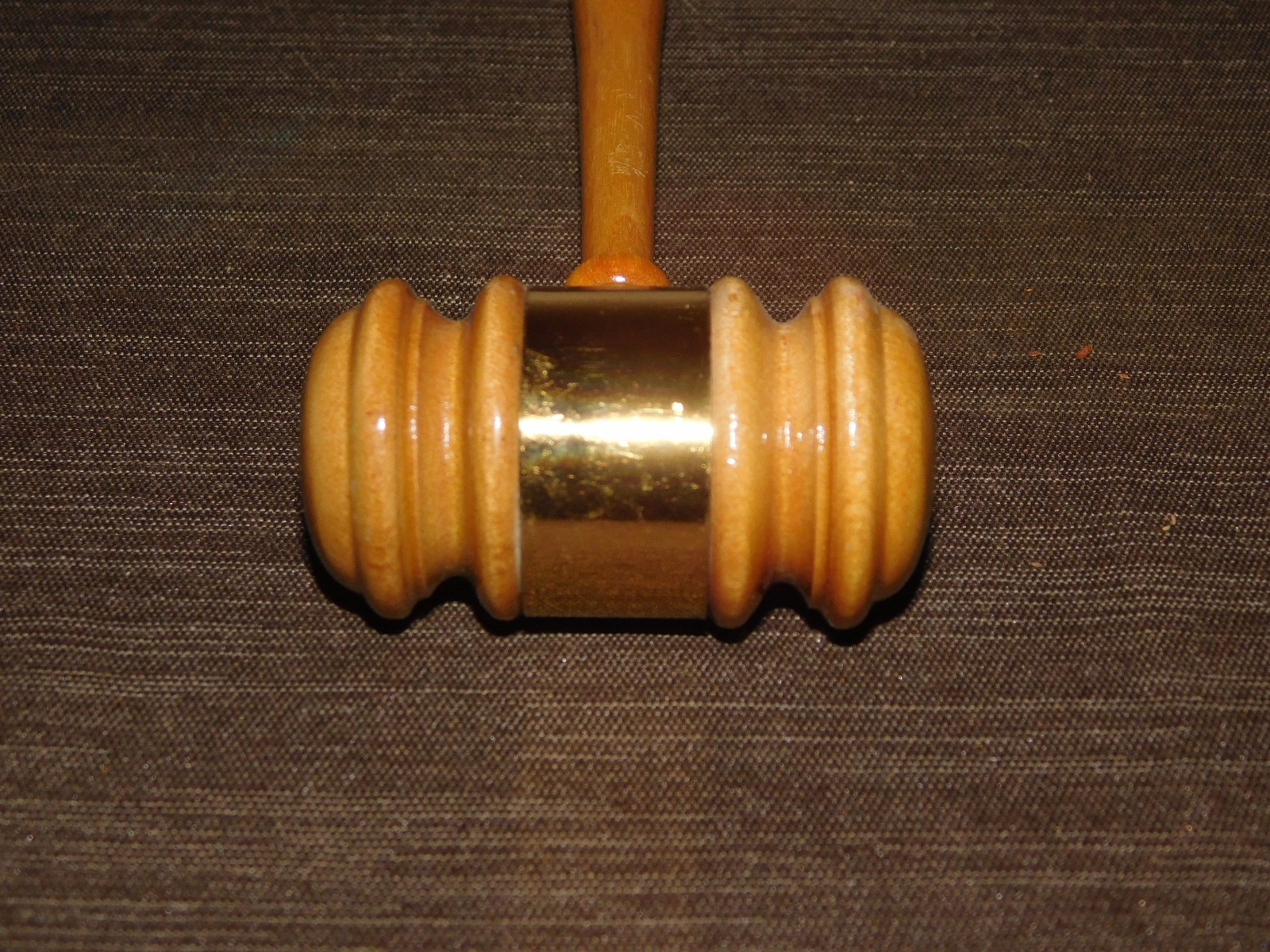 VINTAGE 8″ LONG MARION-KAY BROWNSTOWN IND MADAM PRESIDENT WOOD GAVEL IN BOX
