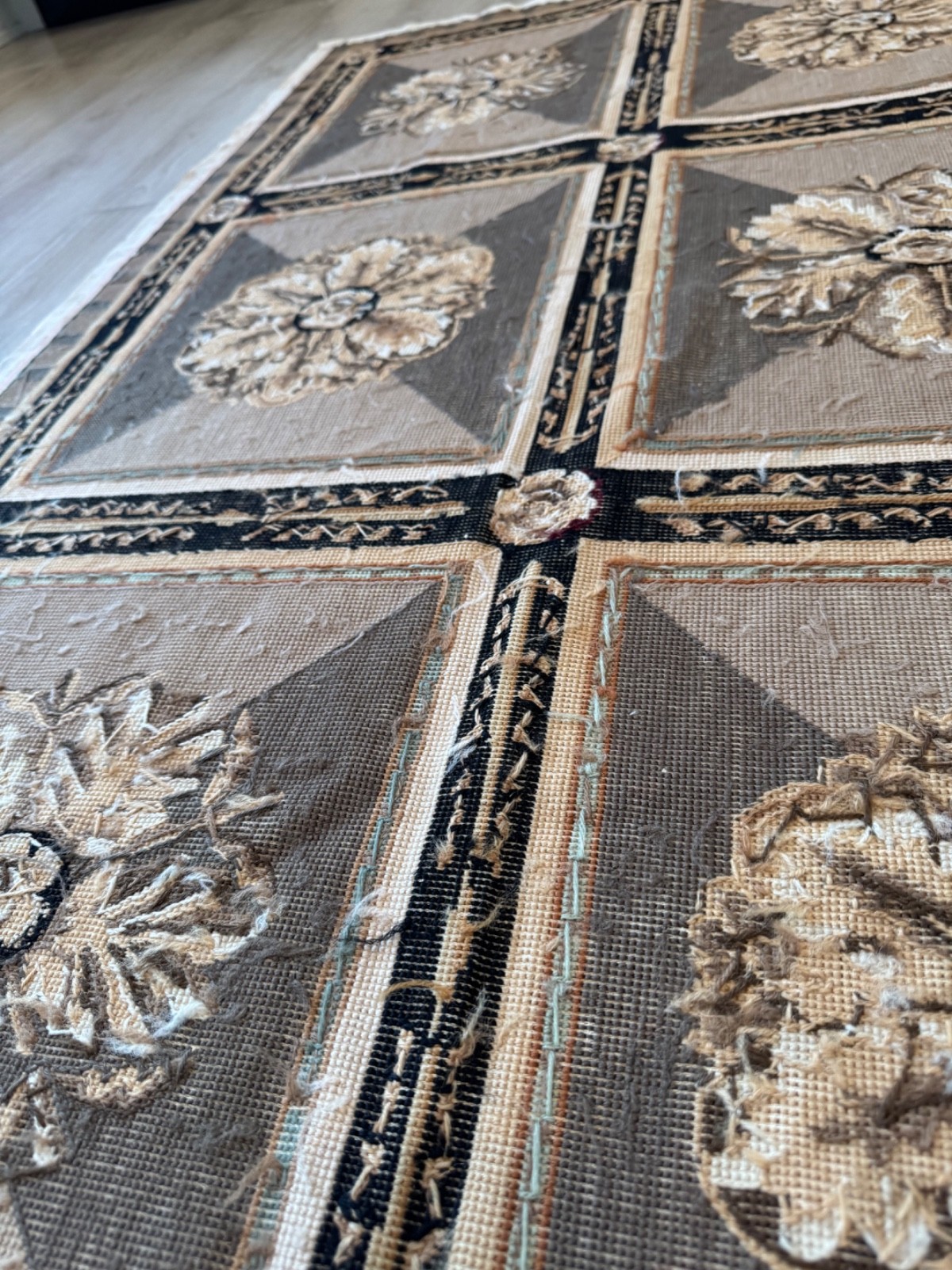 RARE Vtg Needlepoint Rug US SUPREME COURT Ceiling Inspiration 34.5 x 58 Inches