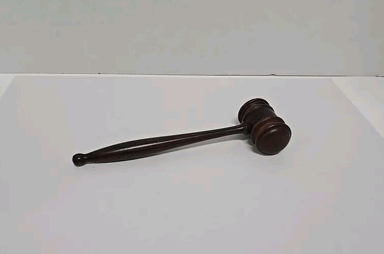 Vintage Med Wooden Judges Gavel Auction Hammer Mallet Round Tip 8.25″