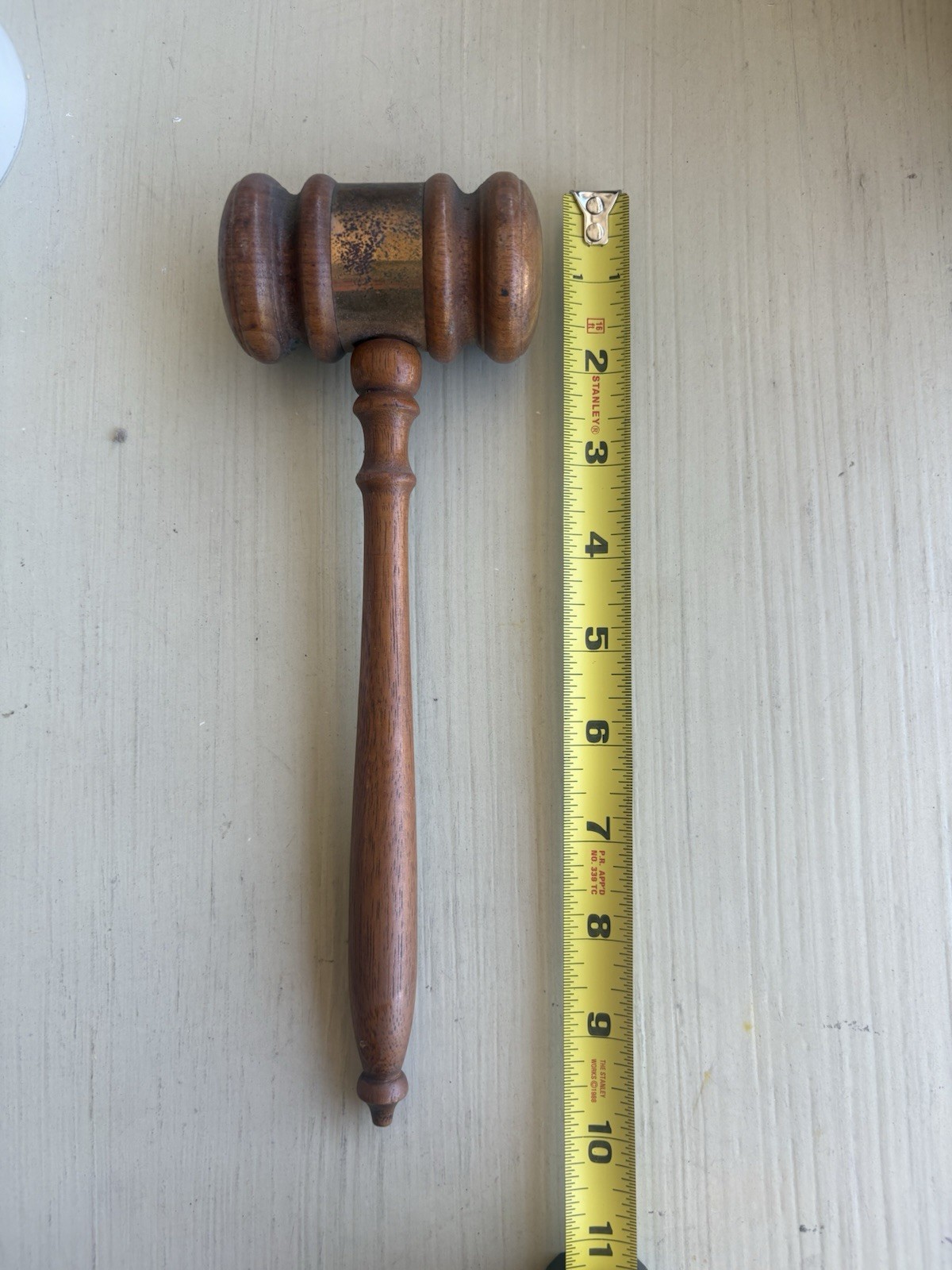 Vintage hardwood/wood/wooden/copper ornate/fine judge/lawyer/president gavel