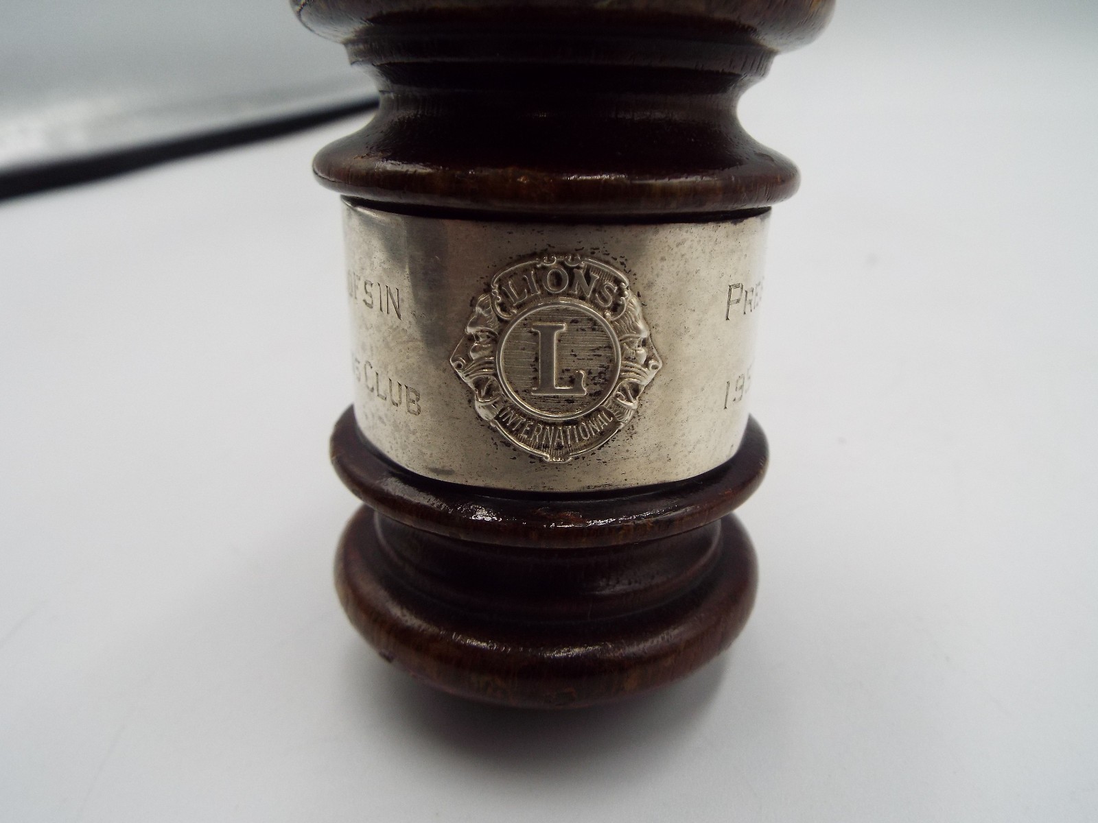 LOINS CLUB Dr. Fred R. Alofsin President 1957-1958 Newport Rhode Island gavel