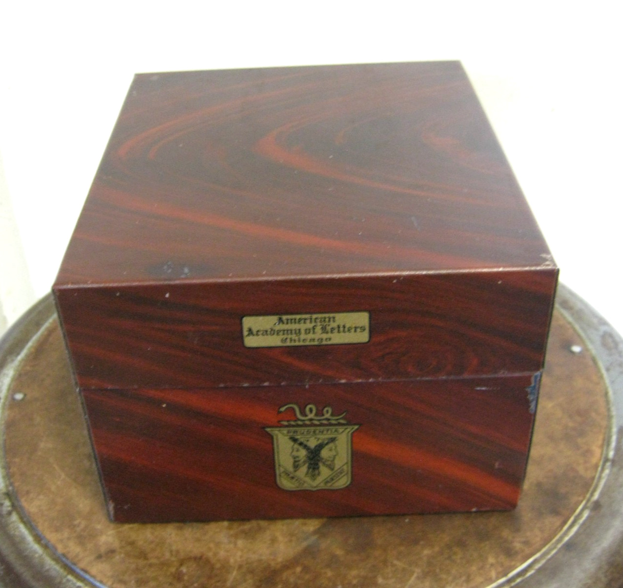 AMERICAN ACADEMY OF LETTERS CHICAGO TIN STORAGE BOX Made in Coshocton Ohio