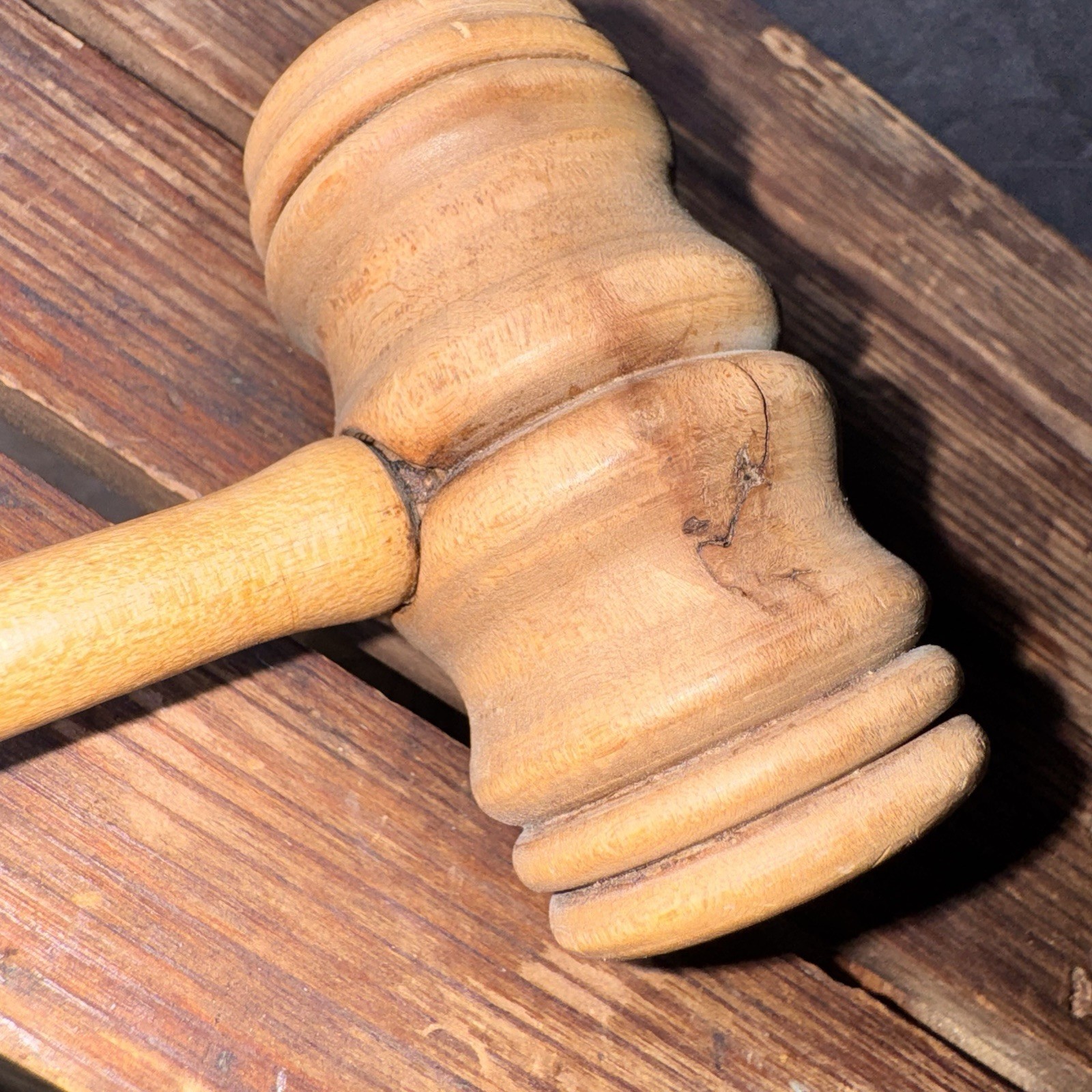 Vintage Wooden Gavel Judge Courtroom / Auctioneer’s Hammer 8.5” Legal Decor